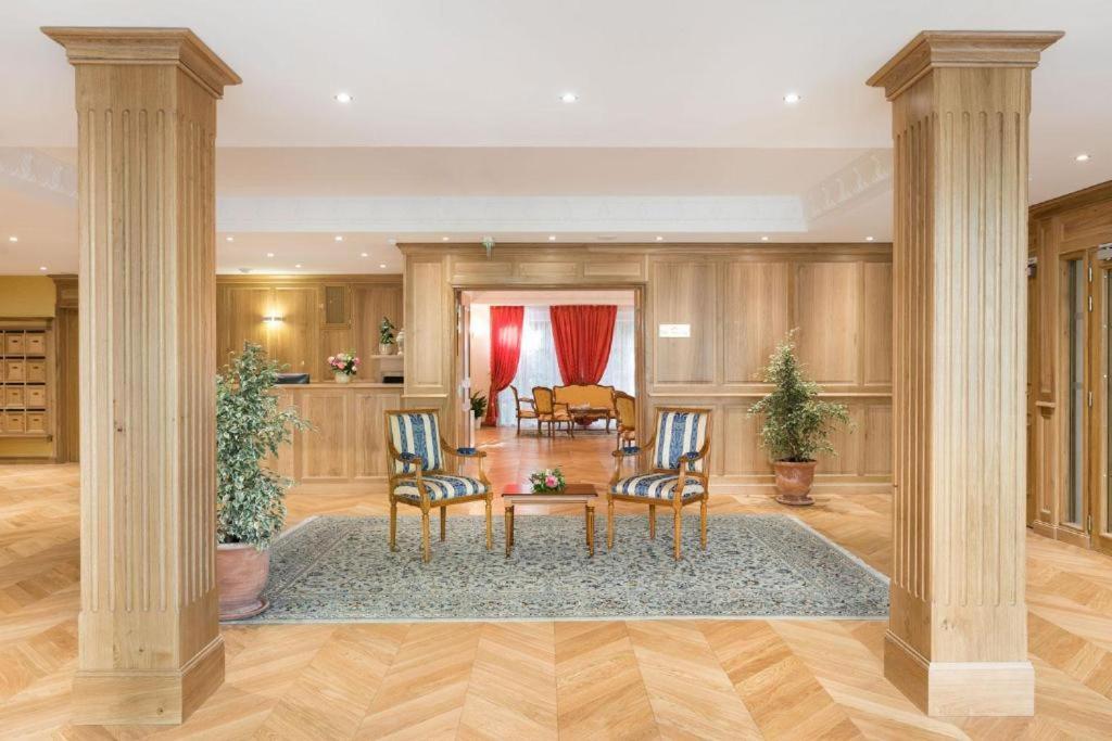 Medicis Home Dijon Les Petites Roches Dış mekan fotoğraf